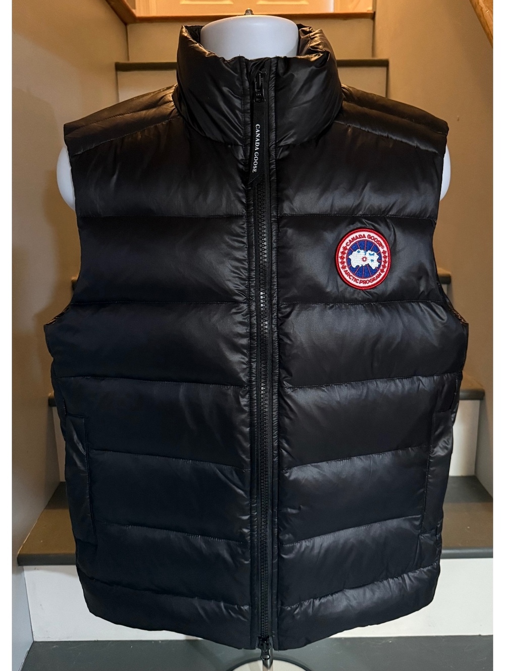 Canada Goose Men’s Size Medium Black Crofton Full Zip Puffer Vest Arctic Program